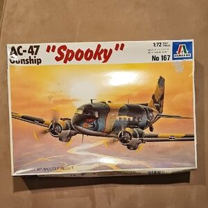 NWT Italeri AC-47 Gunship Model Kit Plane Military Hobby Vintage 1988  Spooky